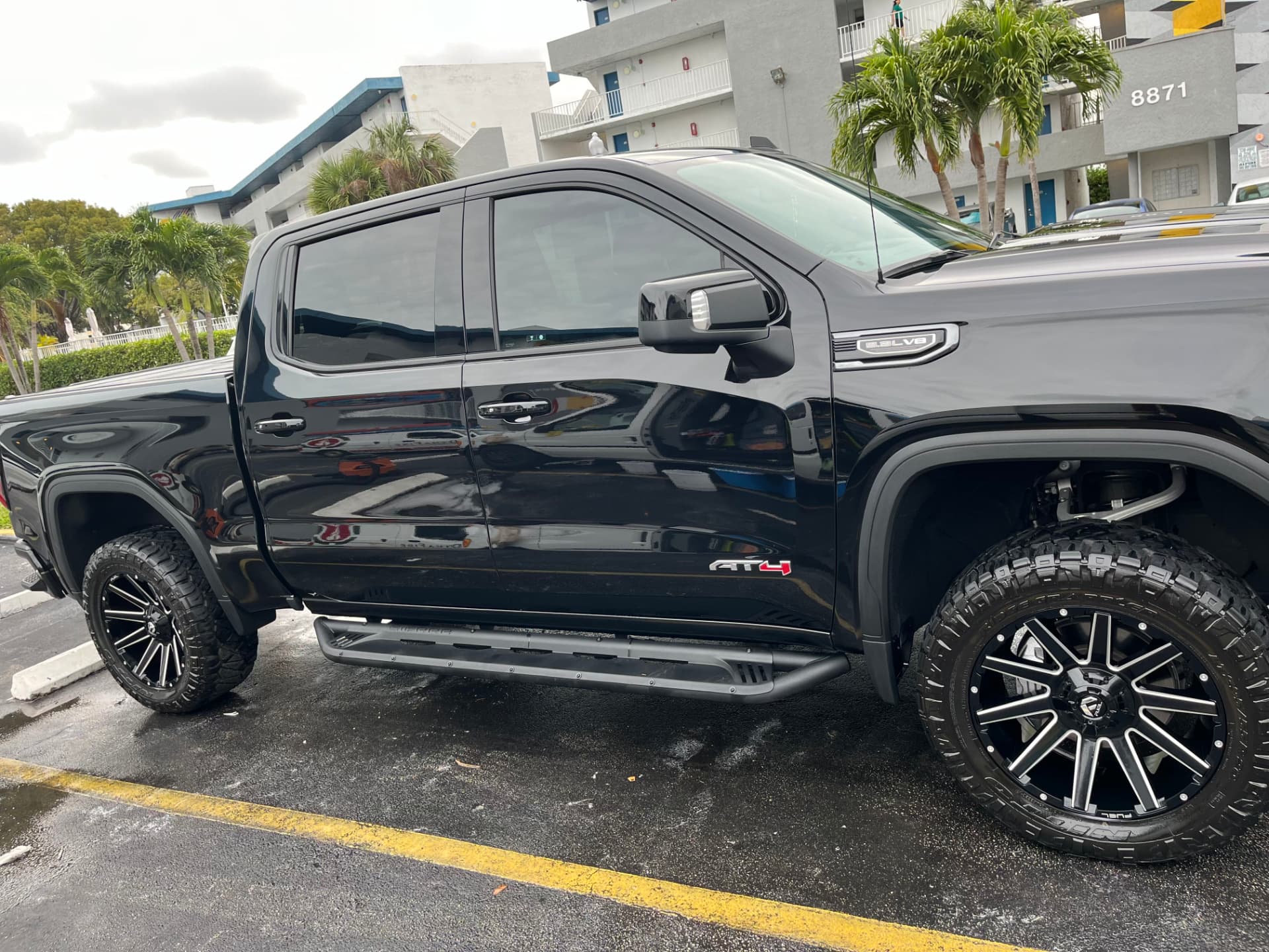 Full side profile, body cladding and off-road tires dressed